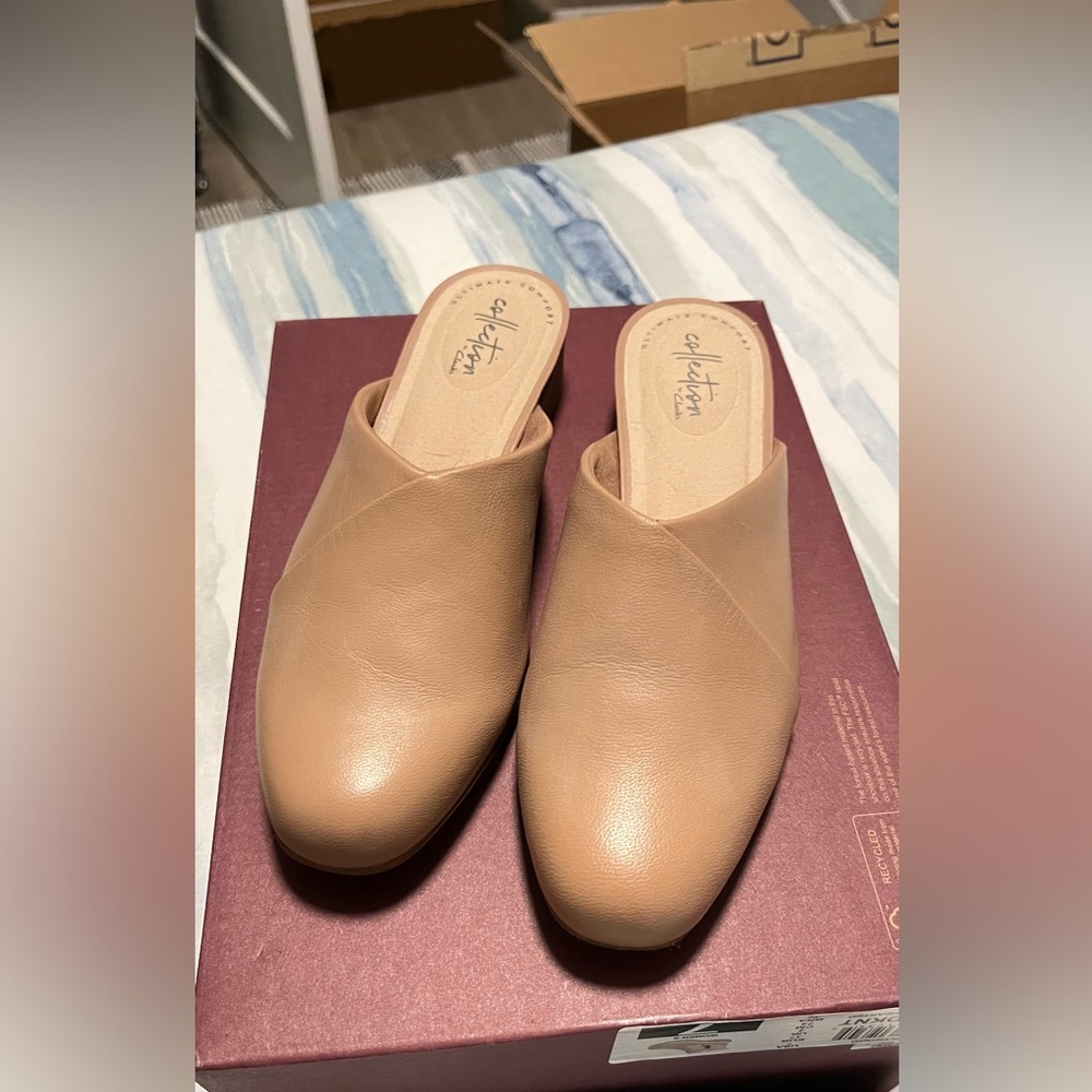 Clark’s Leather Sandals Size 7